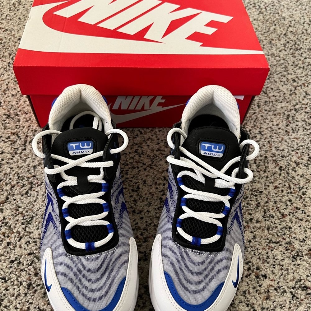 Nike Air Max TW Sneakers - Black, Blue, and White Girls 6